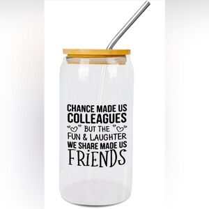 Glass cup with lid and glass straw.